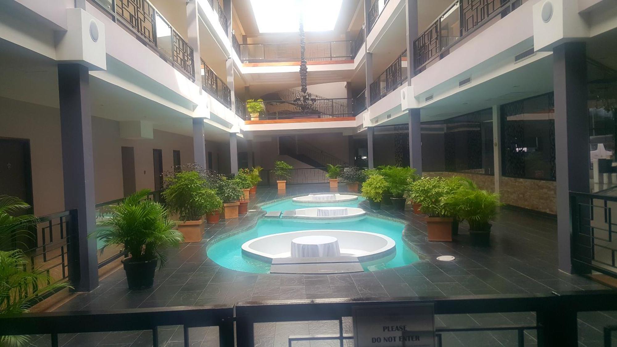 Regent Star Hotel Piarco Exterior foto
