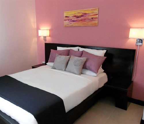 Regent Star Hotel Piarco Exterior foto
