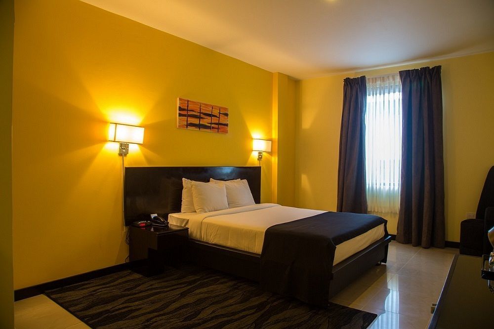 Regent Star Hotel Piarco Exterior foto
